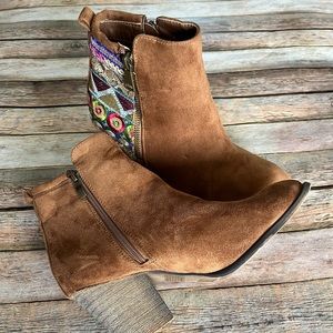 Corrina Brown Faux Suede Embellished Geo Booties Size 9